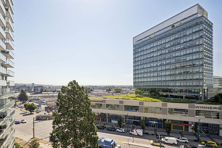 804 8131 Nunavut Lane Vancouver, BC - 19