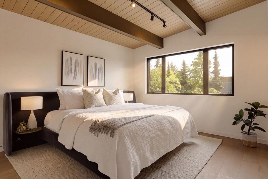 1008 W 17th Street North Vancouver, BC - 24