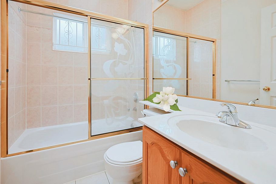 6915 Dumfries Street Vancouver, BC - 18