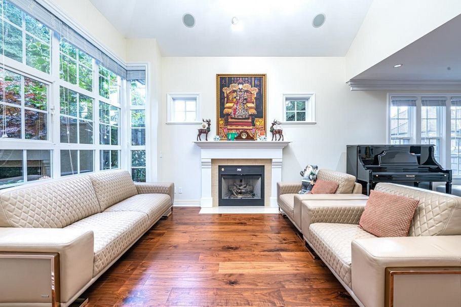 6386 Larkin Drive Vancouver, BC - 2