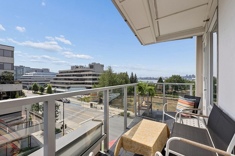 324 255 W 1st Street North Vancouver, BC - 36