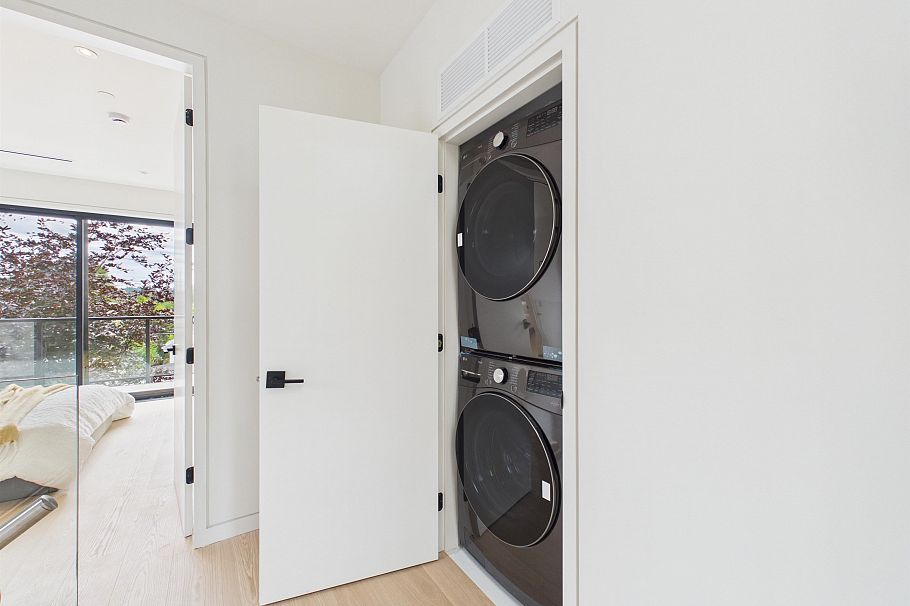 2230 W 21st Avenue Vancouver, BC - 26