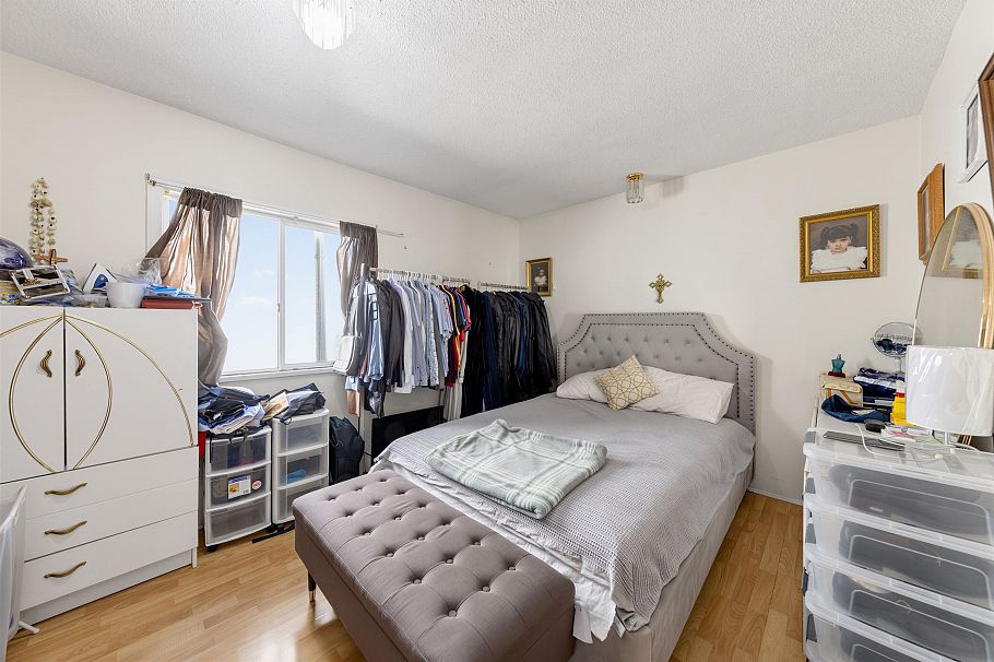 3378 E 26th Avenue Vancouver, BC - 17