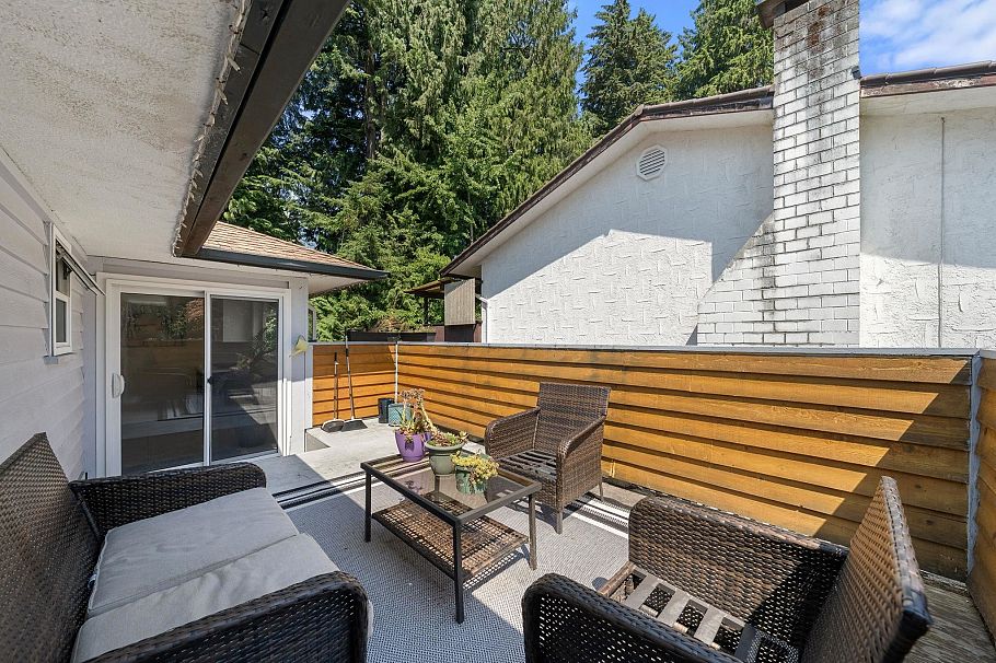 1118 Wendel Place North Vancouver, BC - 25