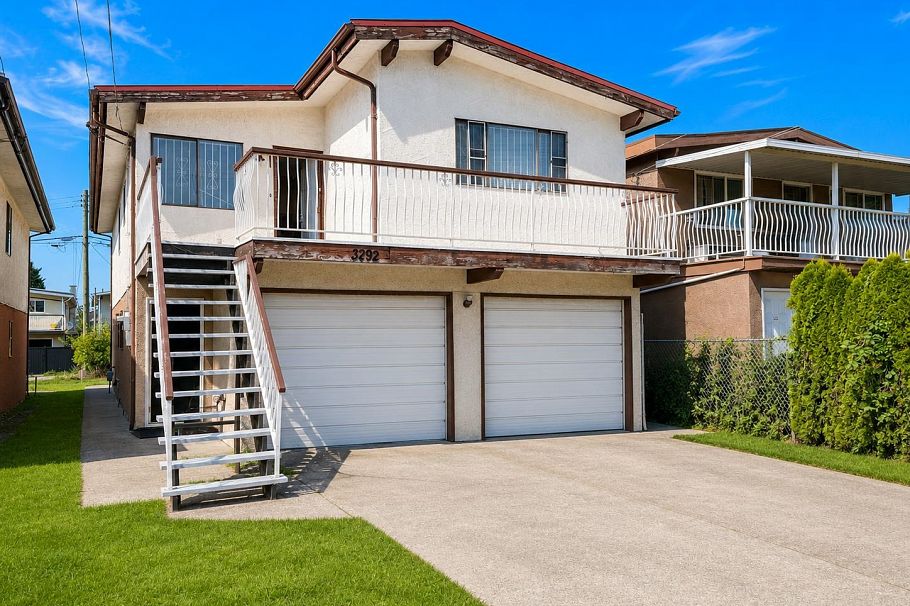 3292 E 43rd Avenue Vancouver, BC - 12