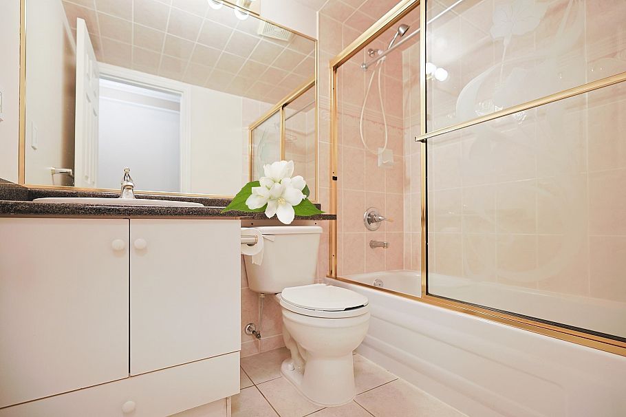6915 Dumfries Street Vancouver, BC - 17