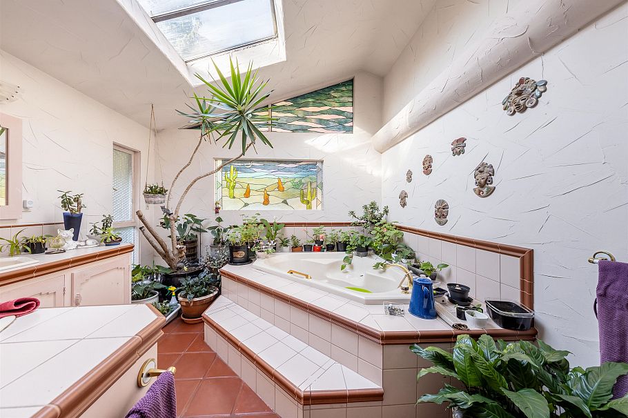 1670 Ayleslynn Drive North Vancouver, BC - 20