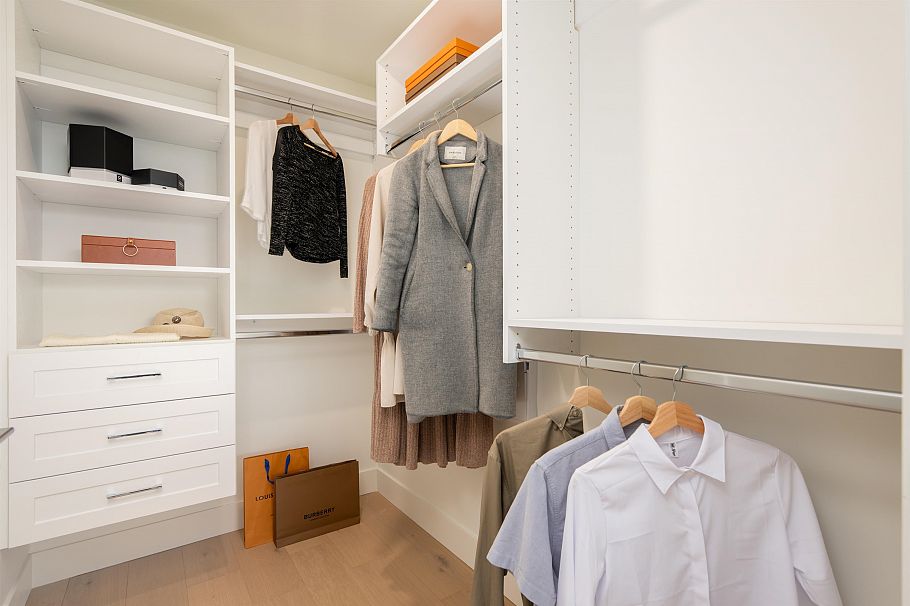 1 3645 Dundas Street Vancouver, BC - 16
