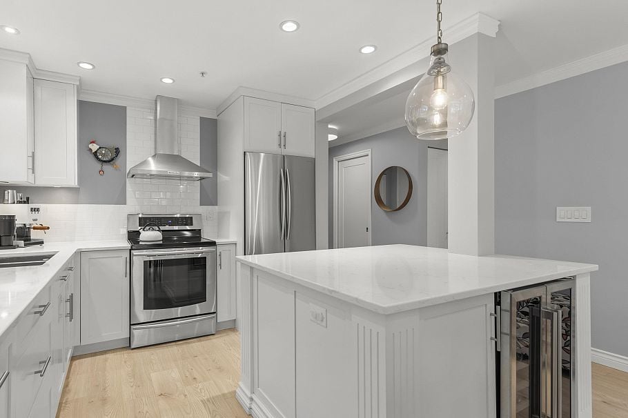 103 2121 W 5th Avenue Vancouver, BC - 6