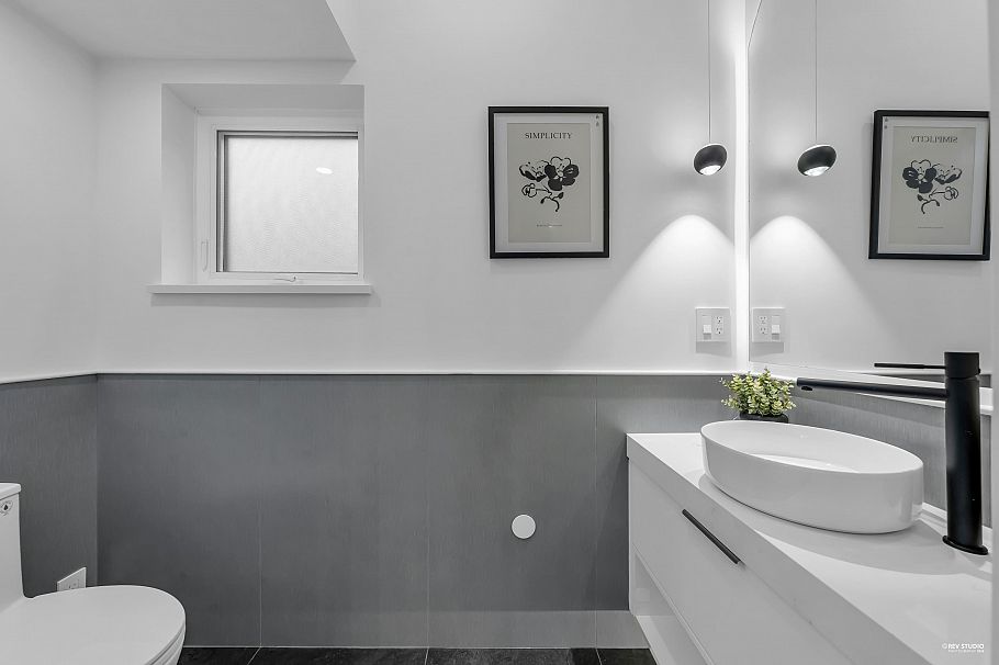 2715 Cheyenne Avenue Vancouver, BC - 13