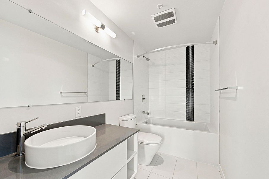 709 2788 Prince Edward Street Vancouver, BC - 27
