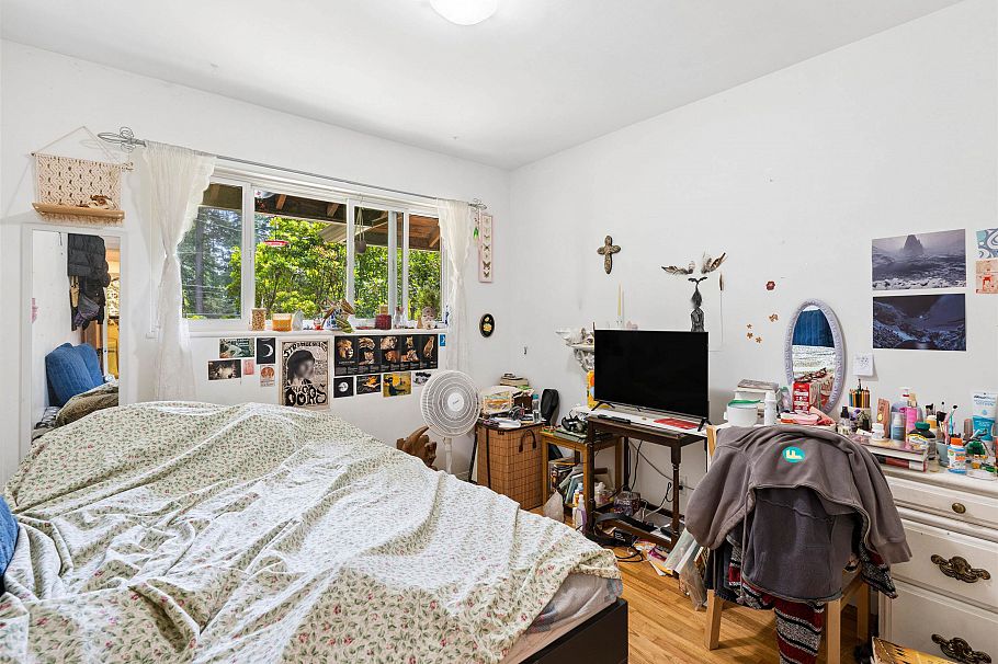 1525 Avonlynn Crescent North Vancouver, BC - 15