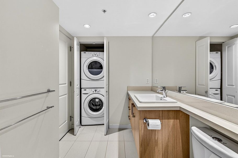 220 3163 Riverwalk Avenue Vancouver, BC - 24