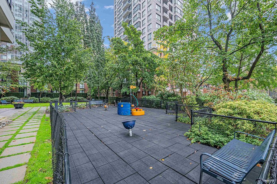 1001 928 Homer Street Vancouver, BC - 21