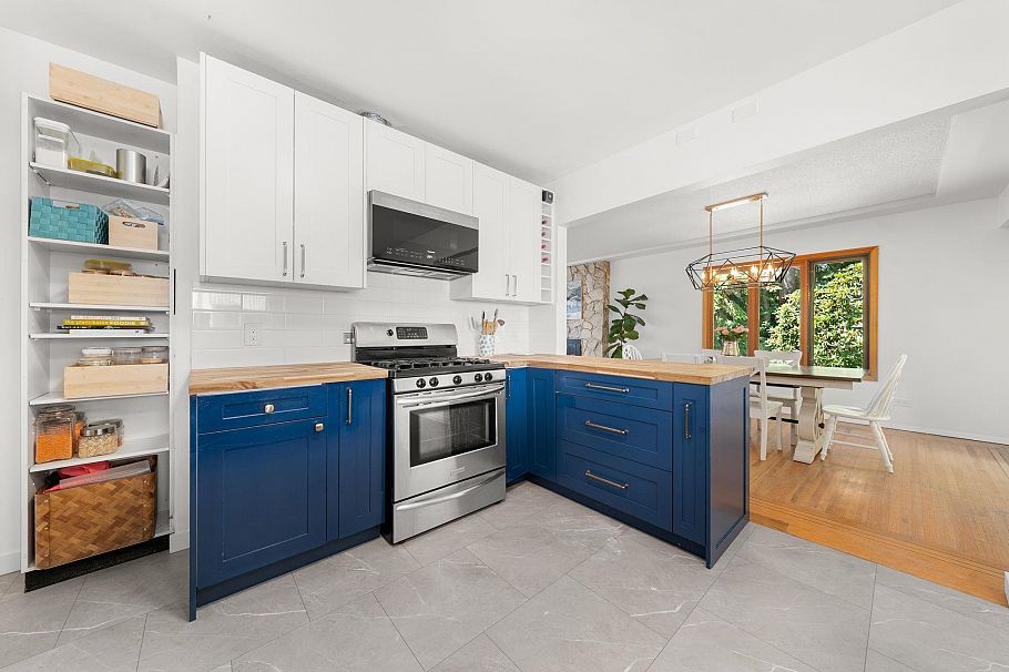 1118 Wendel Place North Vancouver, BC - 12