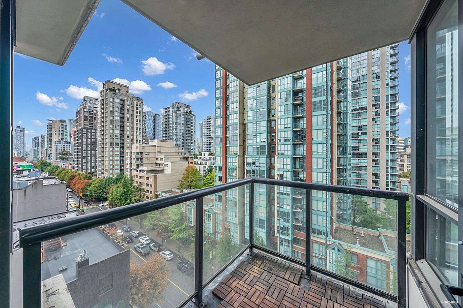 1001 928 Homer Street Vancouver, BC - 3