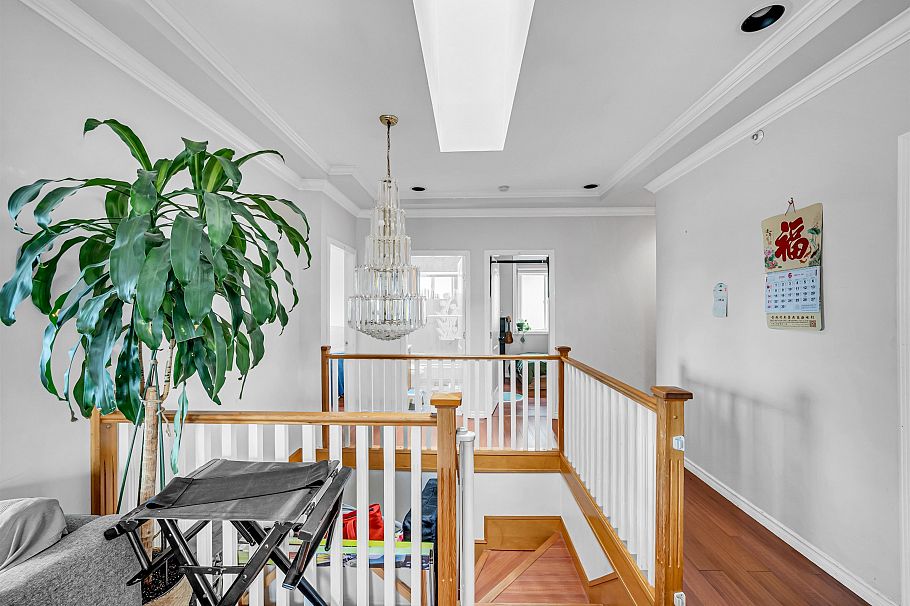 331 E 61st Avenue Vancouver, BC - 25
