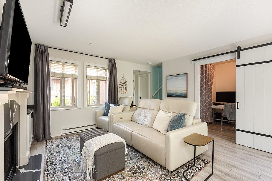 26 3036 W 4 Avenue Vancouver, BC - 8