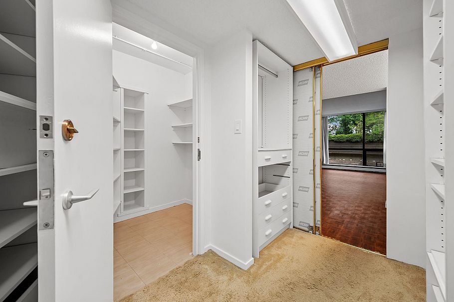 106 4900 Cartier Street Vancouver, BC - 24