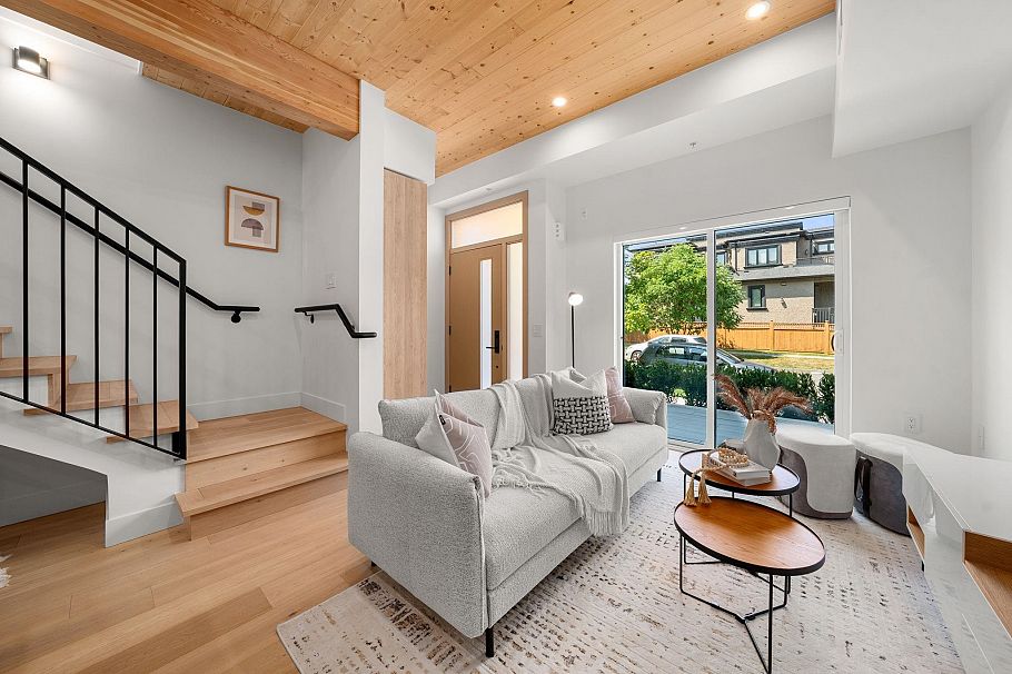 4170 Columbia Street Vancouver, BC - 6