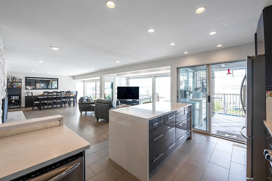 2385 Wall Street Vancouver, BC - 16