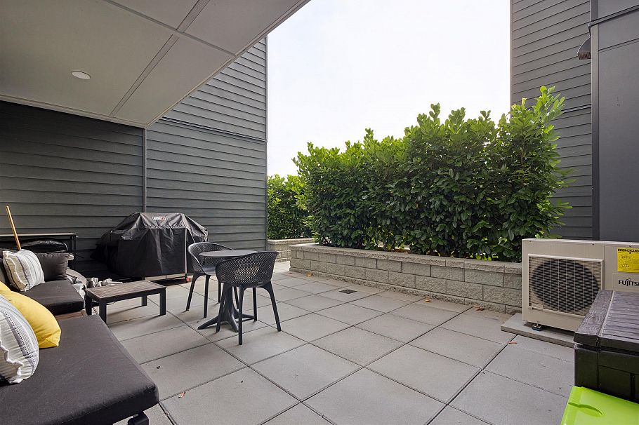 204 3596 Malsum Drive North Vancouver, BC - 11