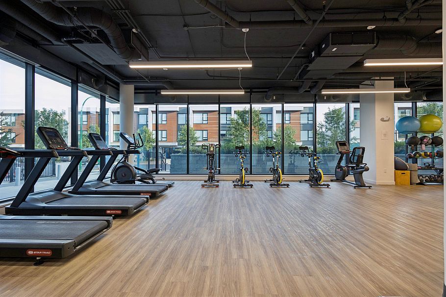 204 3596 Malsum Drive North Vancouver, BC - 13