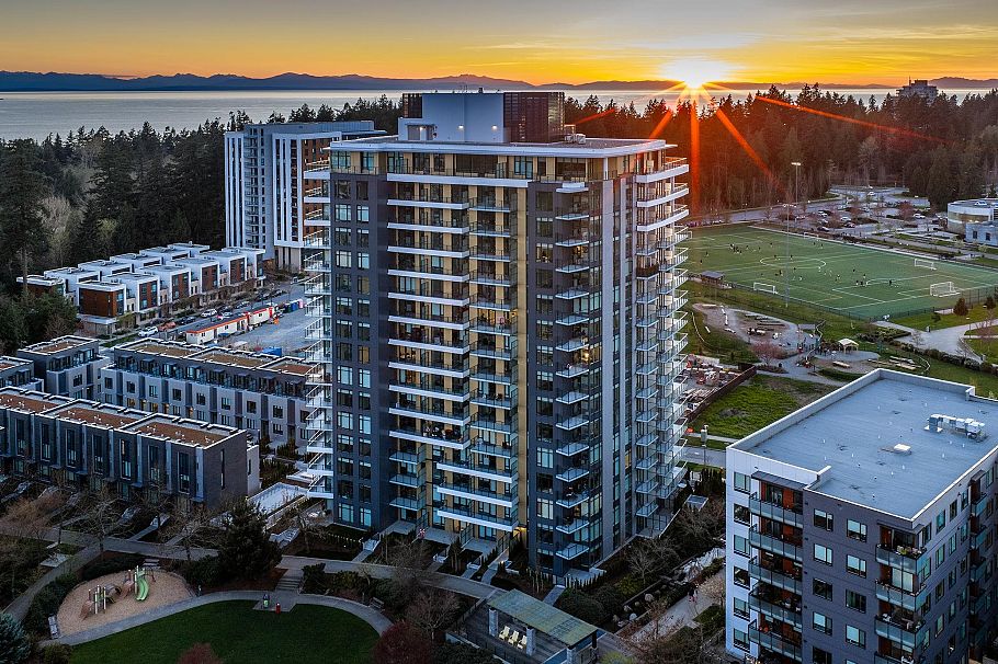1501 6138 Birney Avenue Vancouver, BC - 1