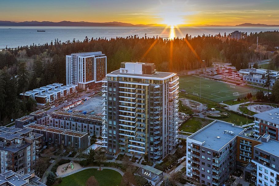 1501 6138 Birney Avenue Vancouver, BC - 2