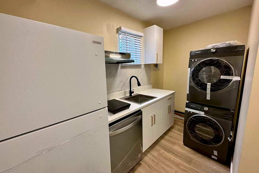 2898 Natal Street Vancouver, BC - 11