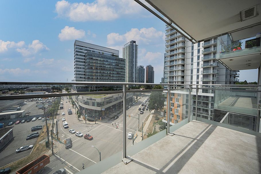 1107 433 SW Marine Drive West Vancouver, BC - 8