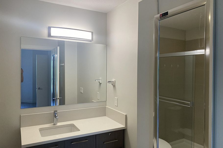210 5981 Gray Avenue Vancouver, BC - 11