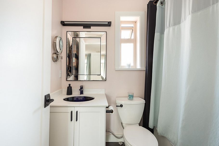26 3036 W 4 Avenue Vancouver, BC - 20