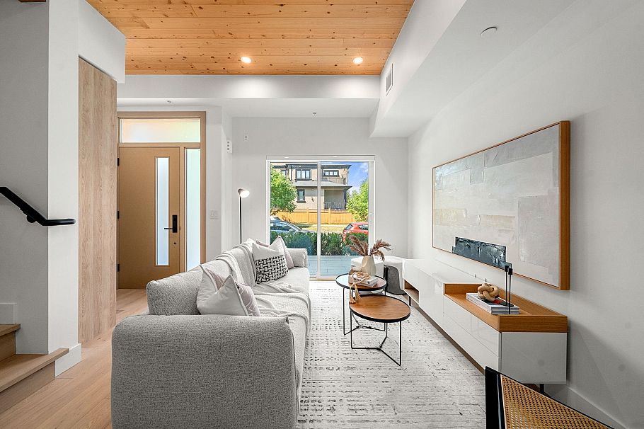 4170 Columbia Street Vancouver, BC - 5