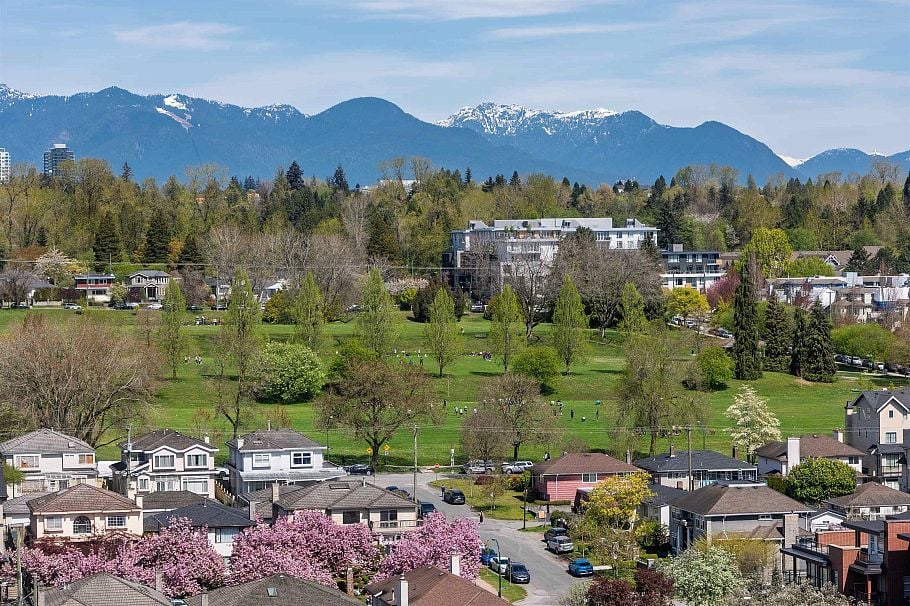 2001 455 SW Marine Drive Vancouver, BC - 2