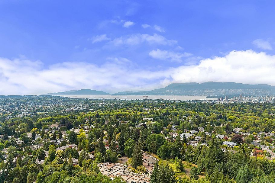 106 4900 Cartier Street Vancouver, BC - 38