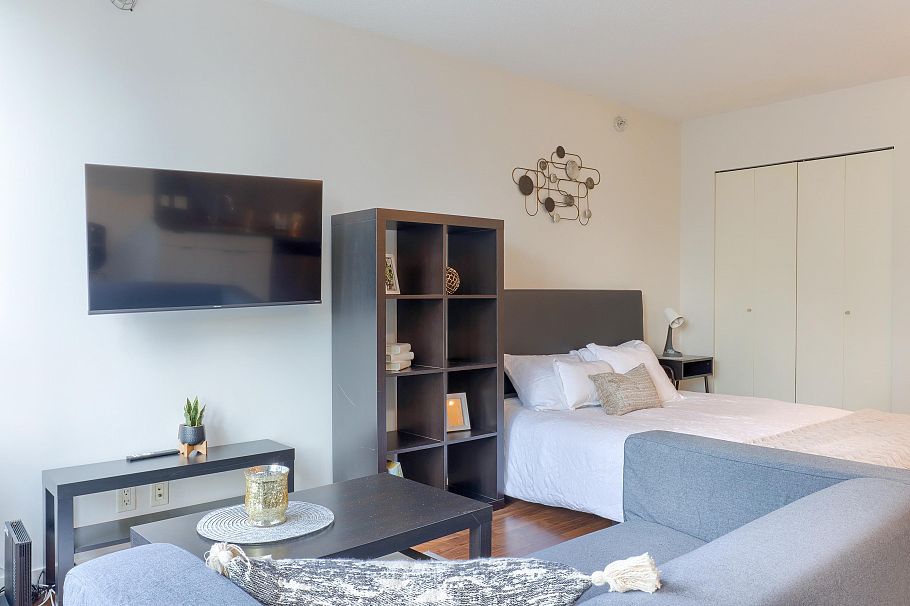 508 233 ROBSON STREET, Vancouver BC V6B 0E8 Vancouver, BC - 1