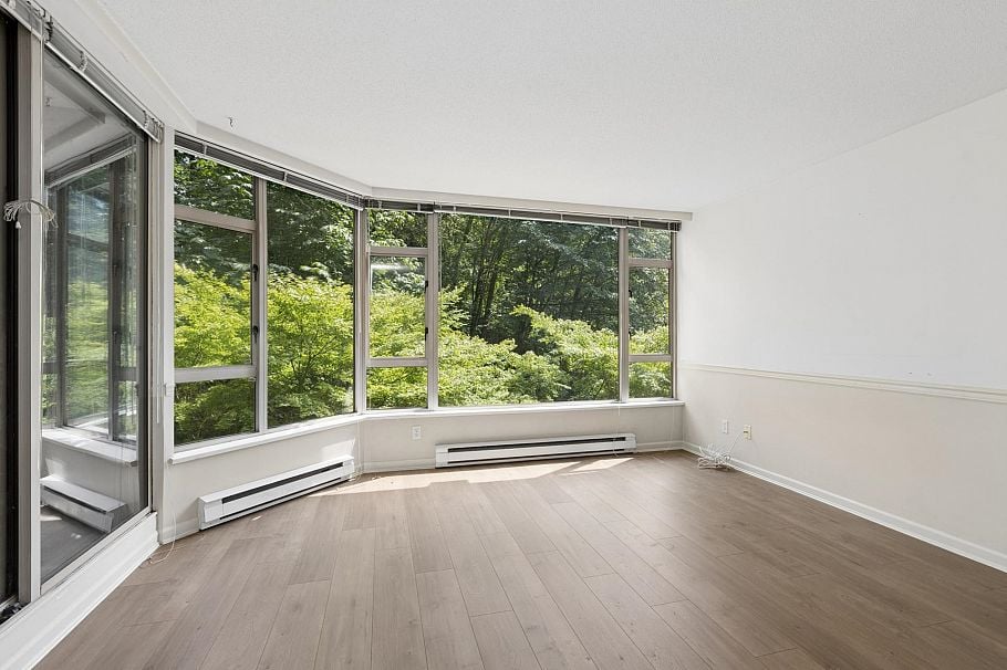 308 1327 E Keith Road North Vancouver, BC - 6