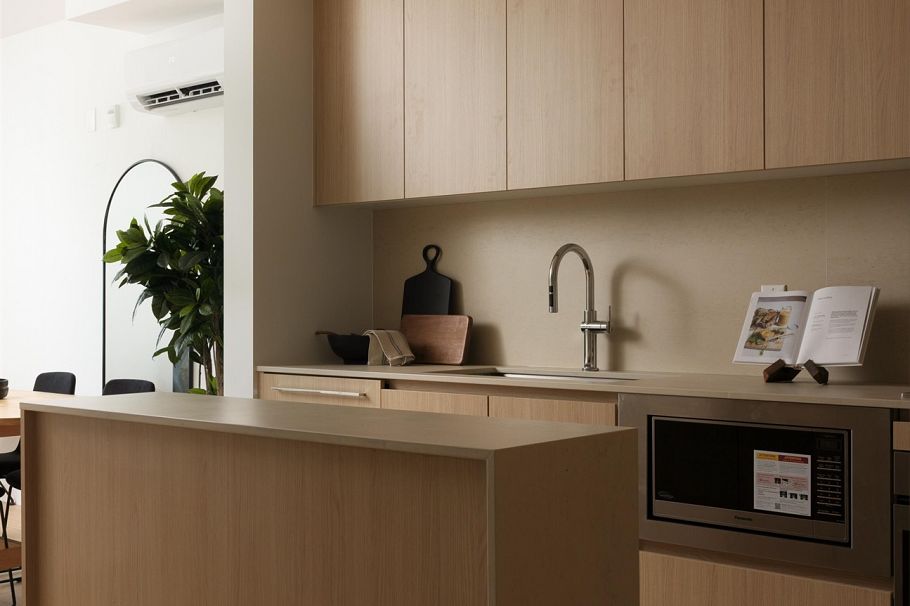 233 2830 Nanaimo Street Vancouver, BC - 2