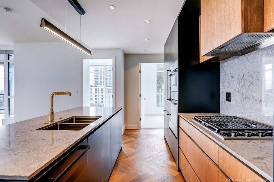 204 458 W 63rd Avenue Vancouver, BC - 6