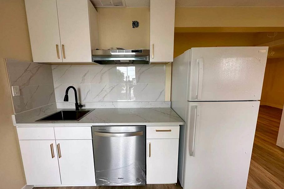 2898 Natal Street Vancouver, BC - 14