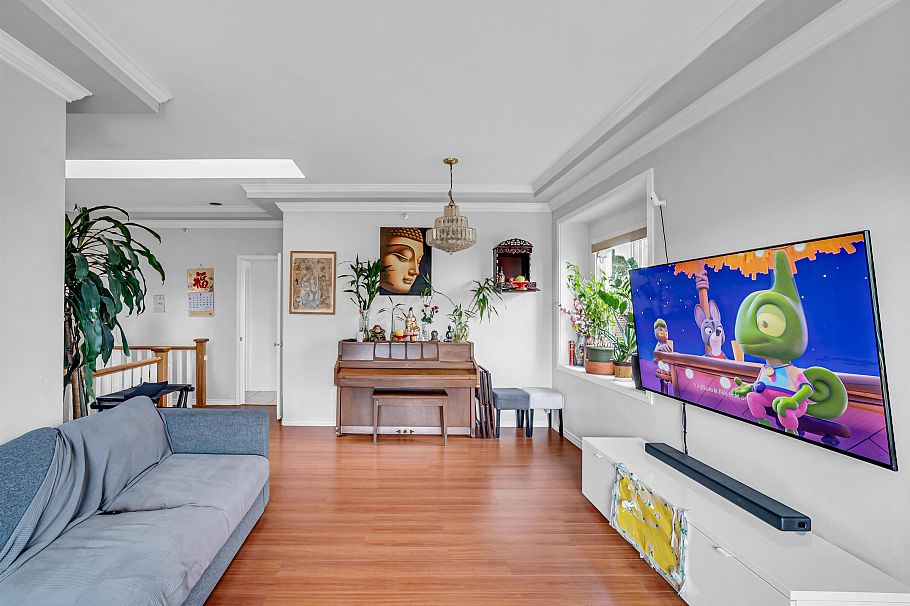 331 E 61st Avenue Vancouver, BC - 8
