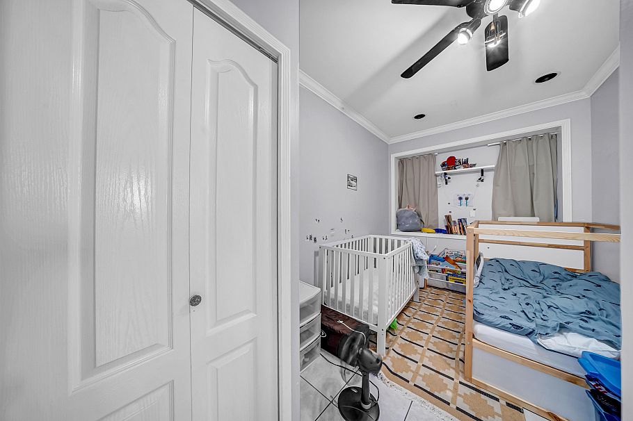 331 E 61st Avenue Vancouver, BC - 16