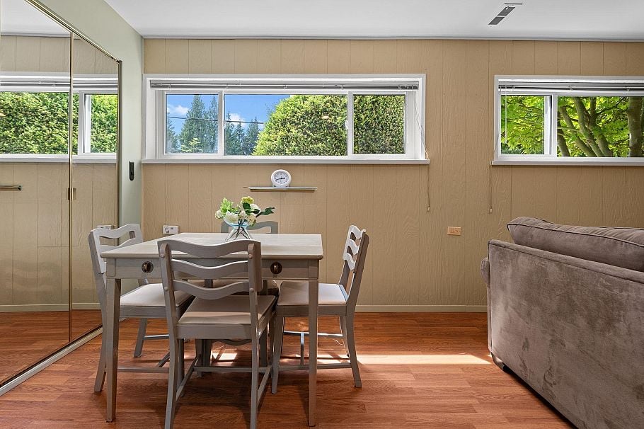2652 Hoskins Road North Vancouver, BC - 26