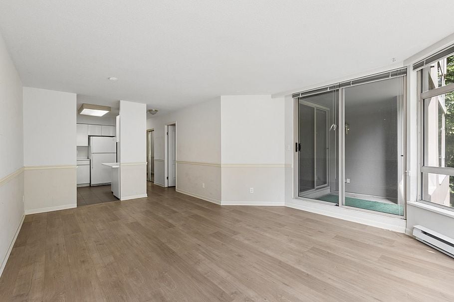 308 1327 E Keith Road North Vancouver, BC - 8