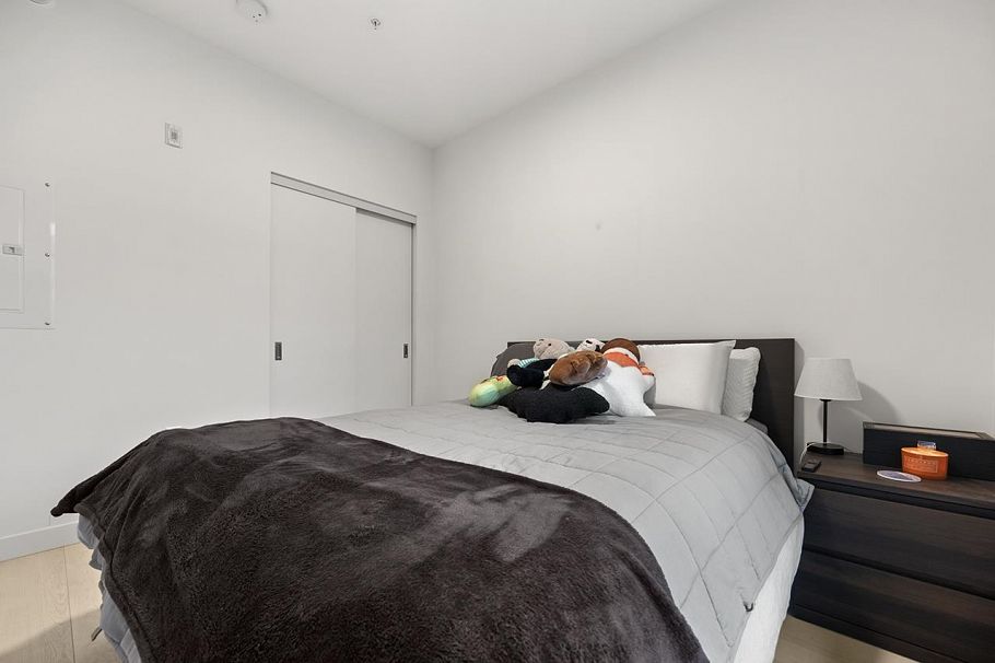 303 3596 Malsum Drive North Vancouver, BC - 11