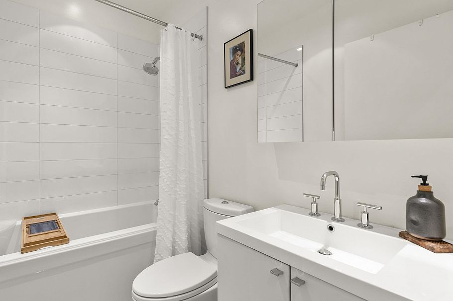 401 4355 W 10th Avenue Vancouver, BC - 36