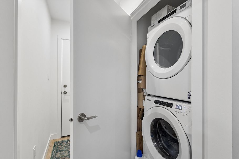 204 3596 Malsum Drive North Vancouver, BC - 10