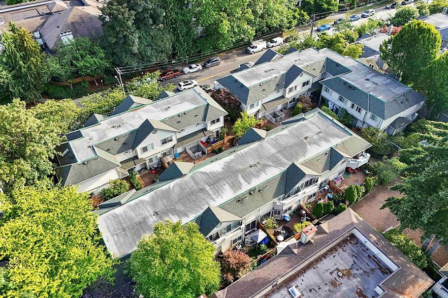 7 828 W 16th Street North Vancouver, BC - 34