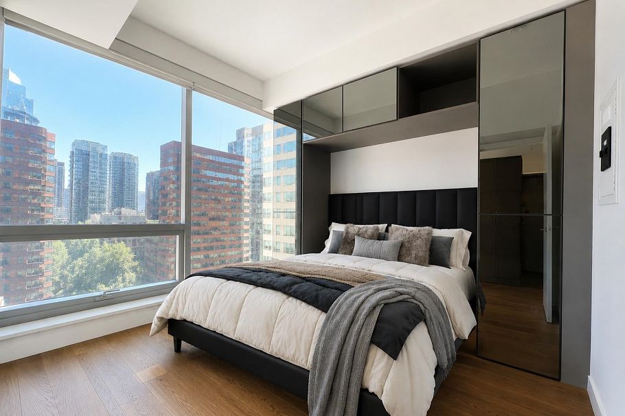 1004 1277 HORNBY STREET, West Vancouver BC V6Z 1W4 West Vancouver, BC - 5